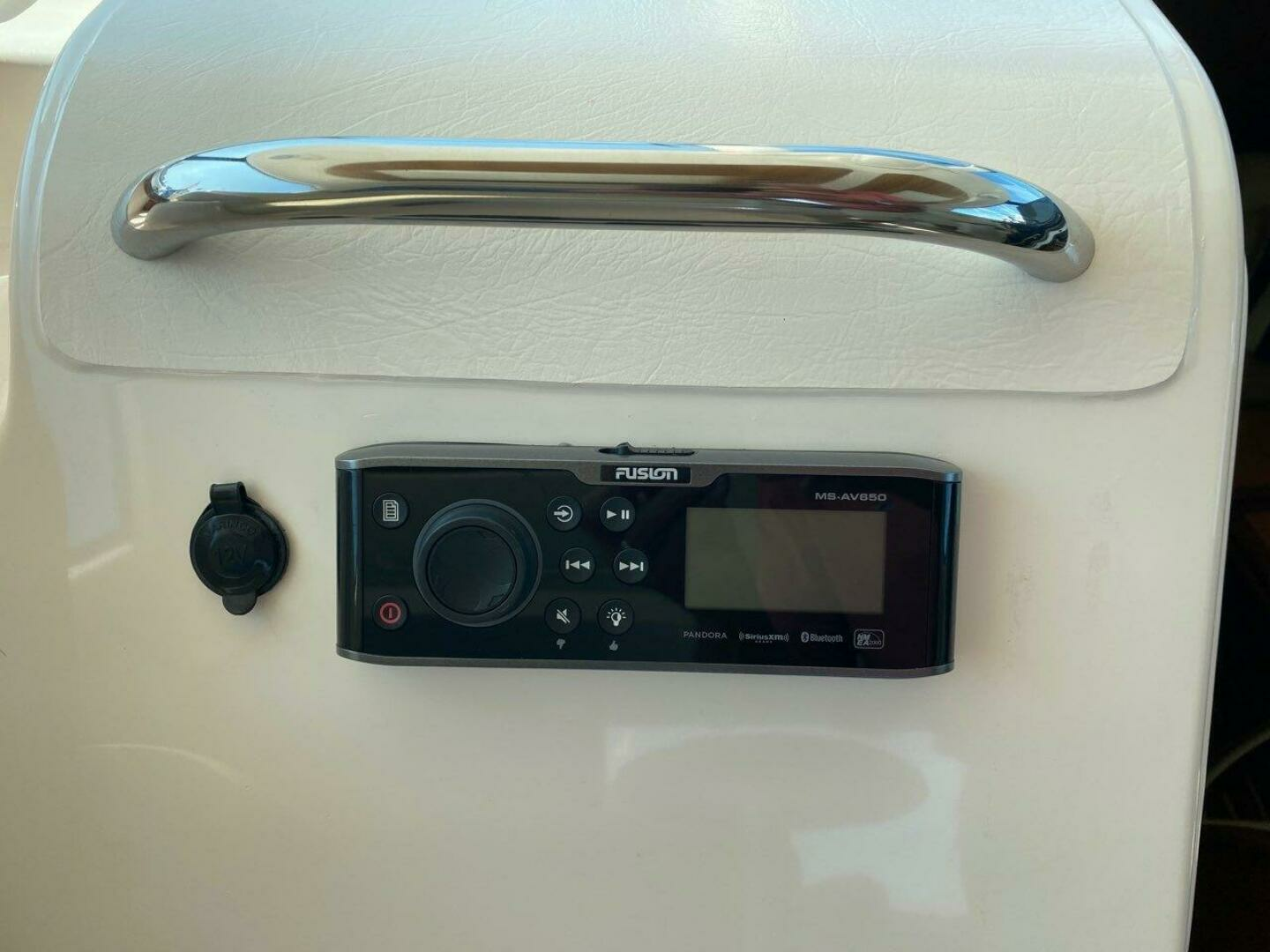 2009 Tiara Yachts 4300 Sovran - Image 30