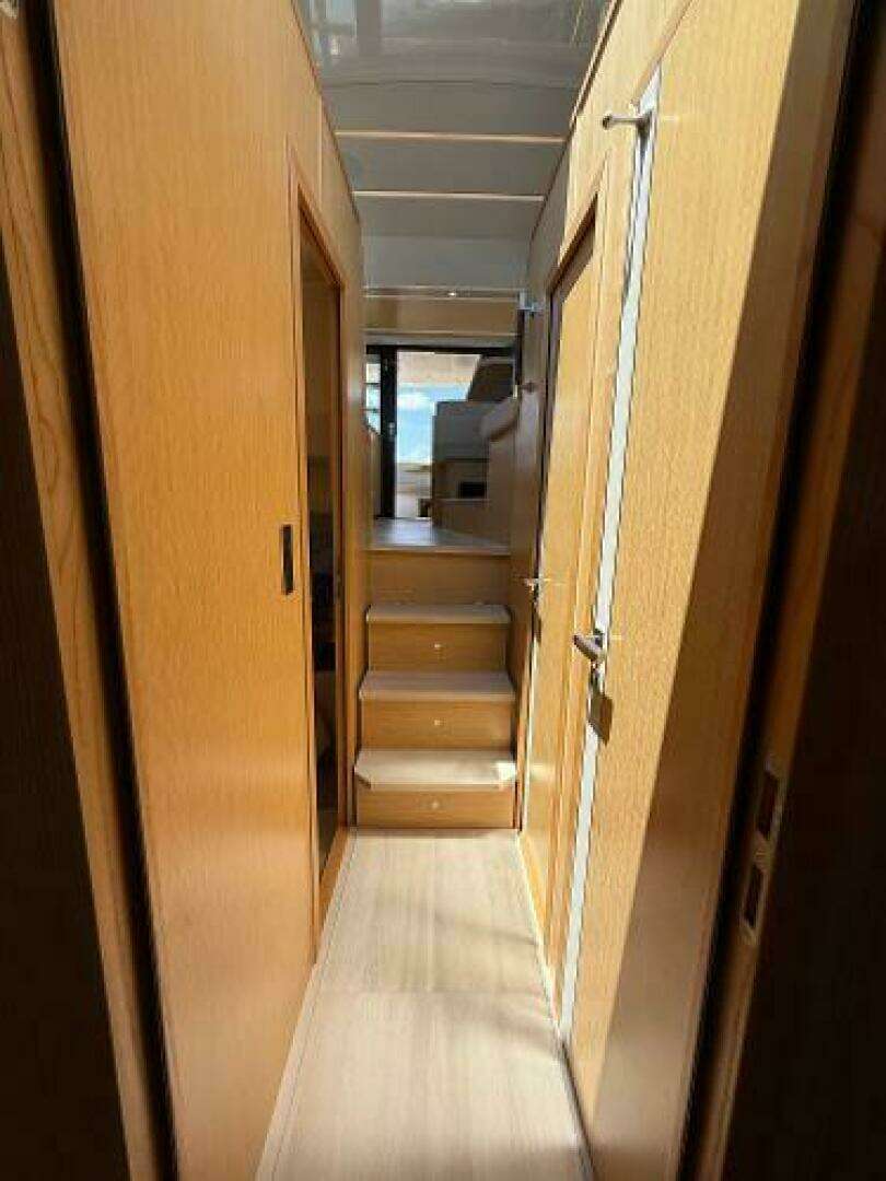 2019 Sealine F430 - Image 32