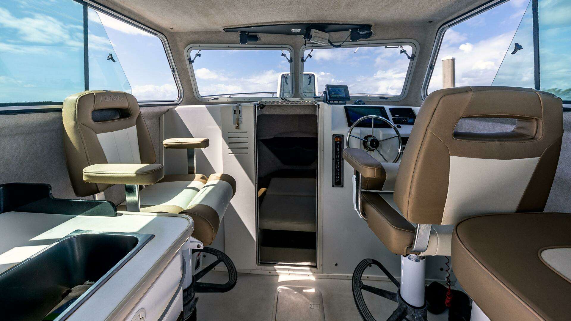2018 Parker 2820 XLD - Image 18