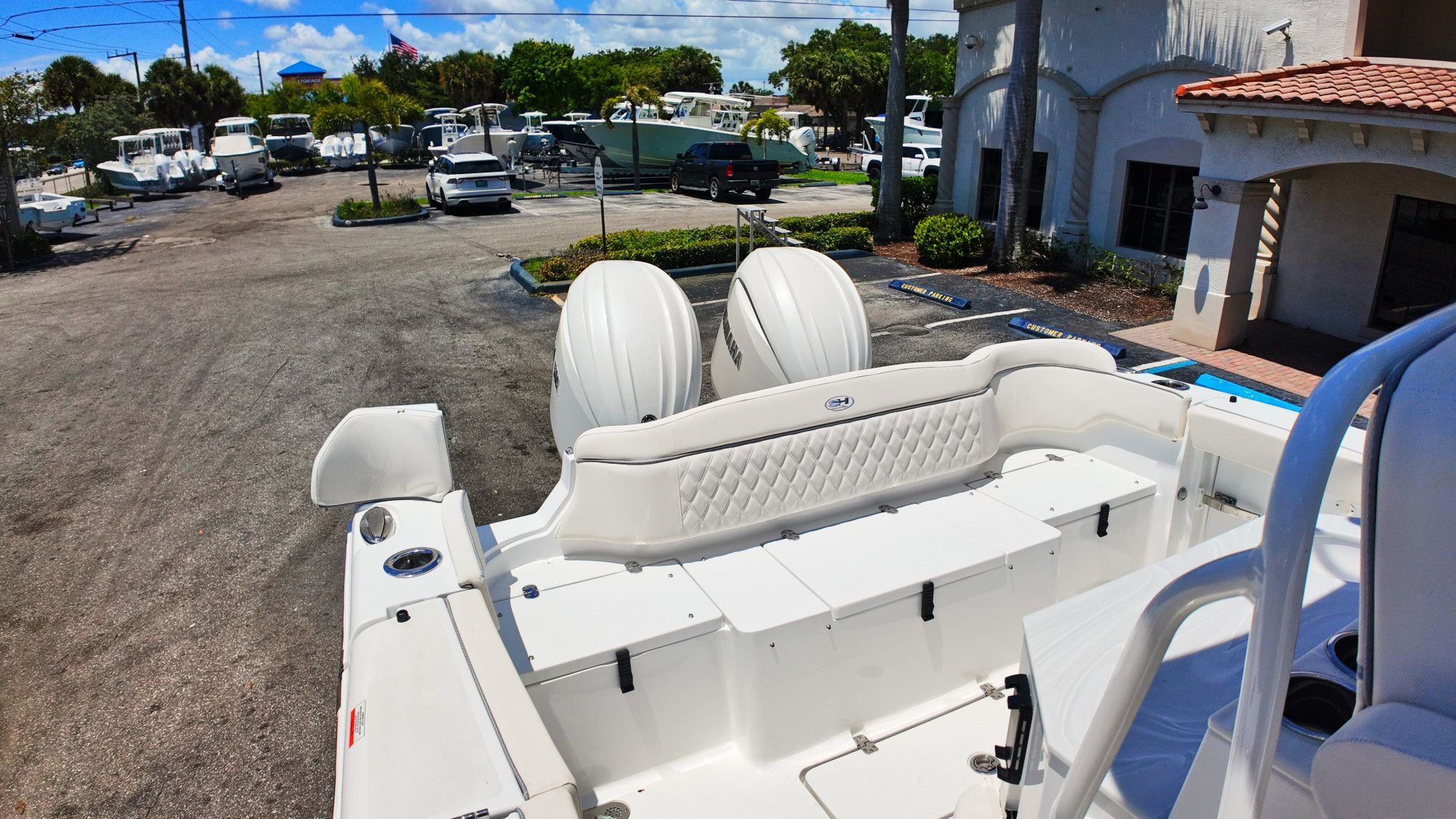 2027 Sea Hunt Ultra 265 SE - 11