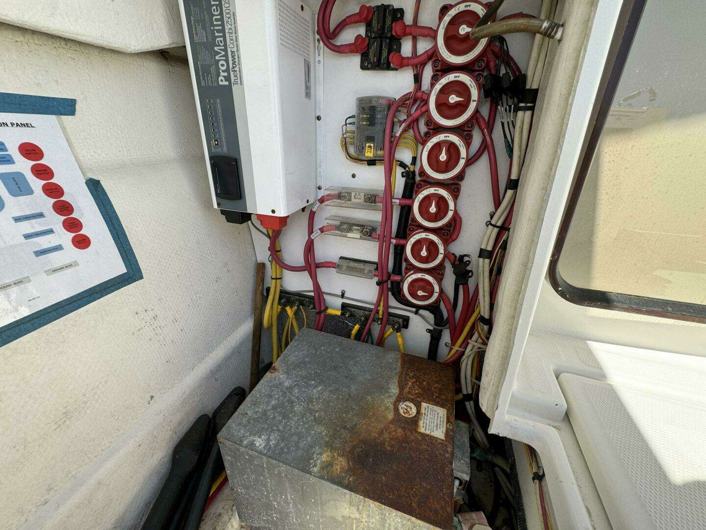 2012 Ranger Tugs R-29 - Image 46