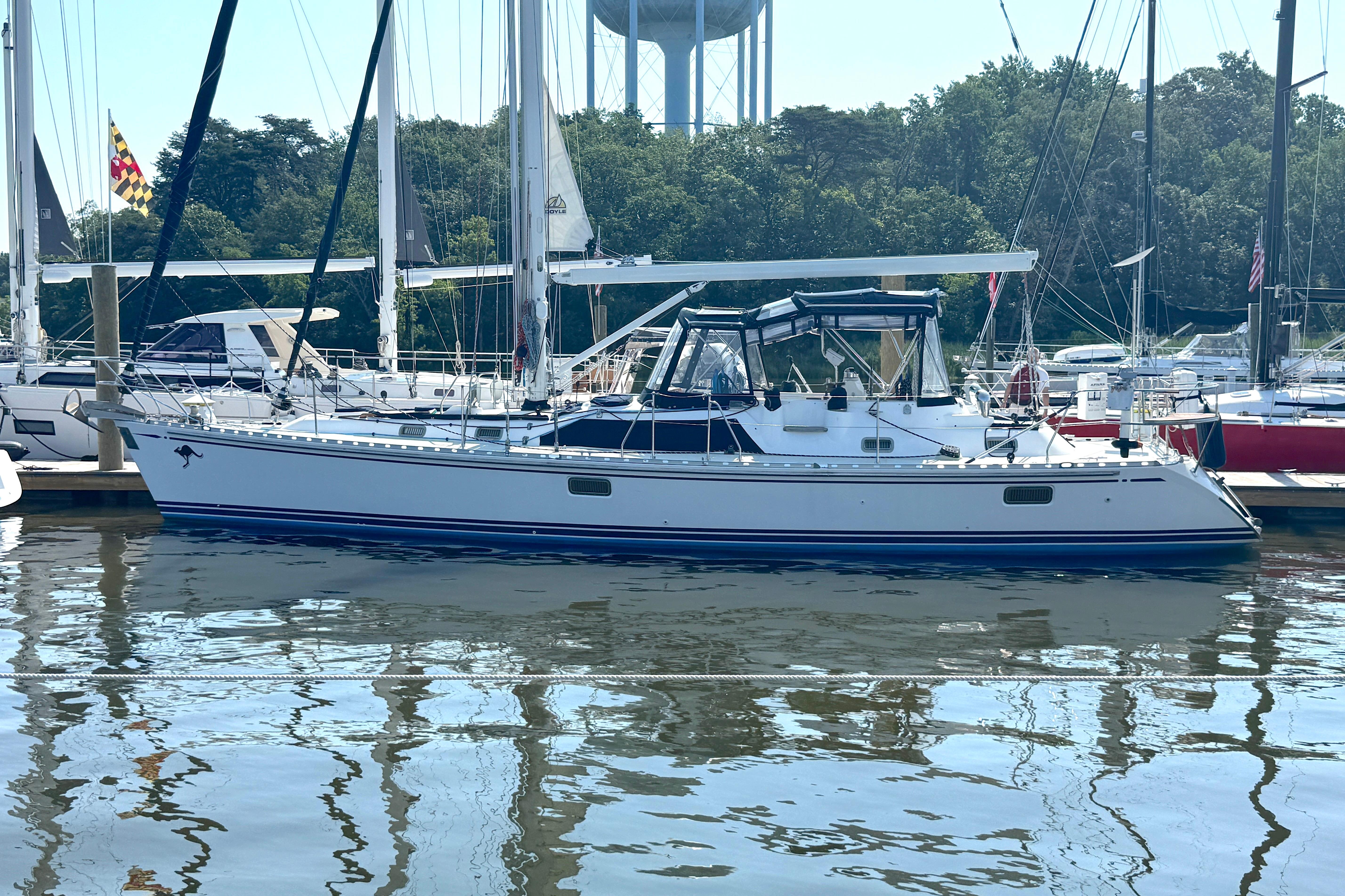 2002 Hylas 46