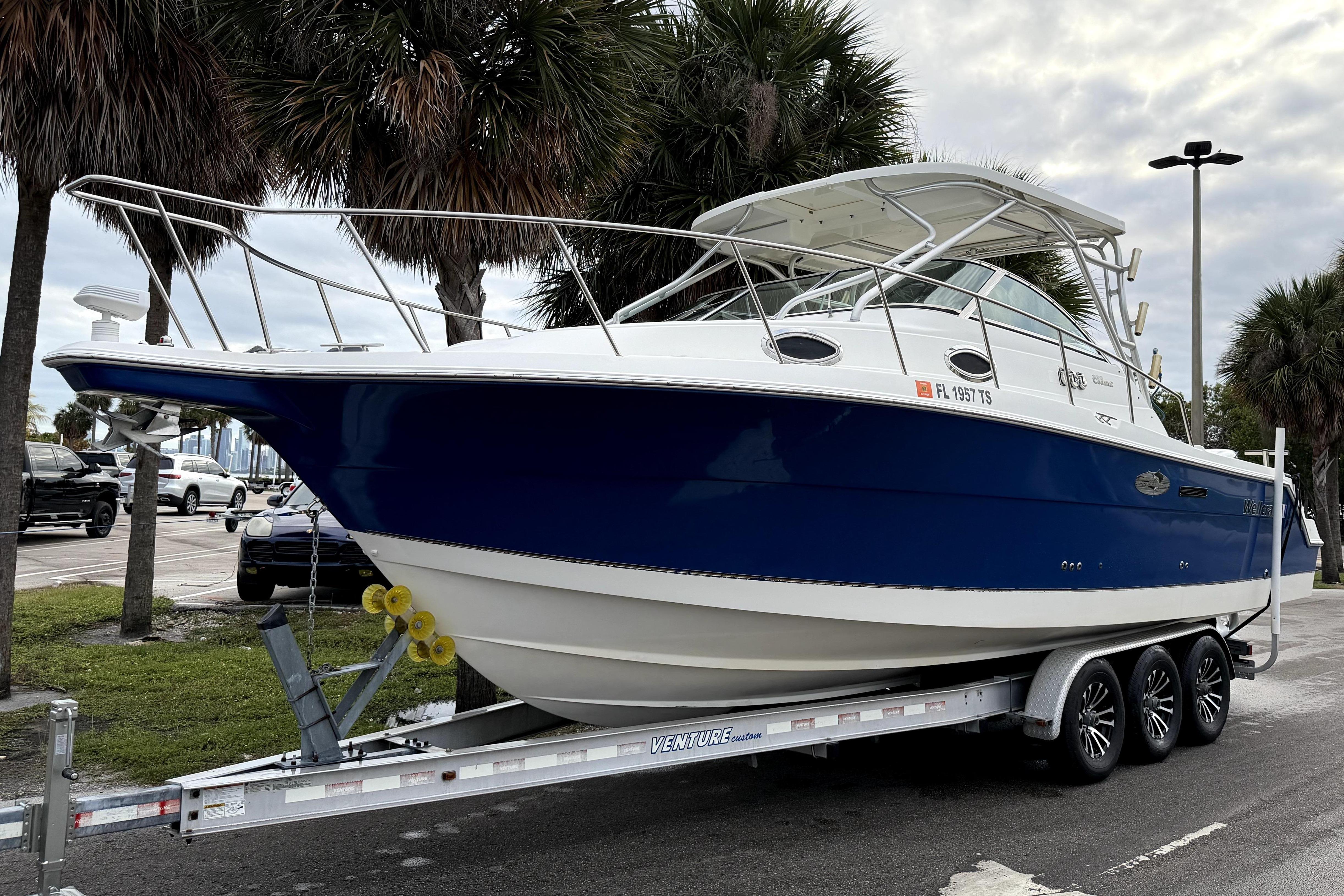2001 Wellcraft 290 Coastal