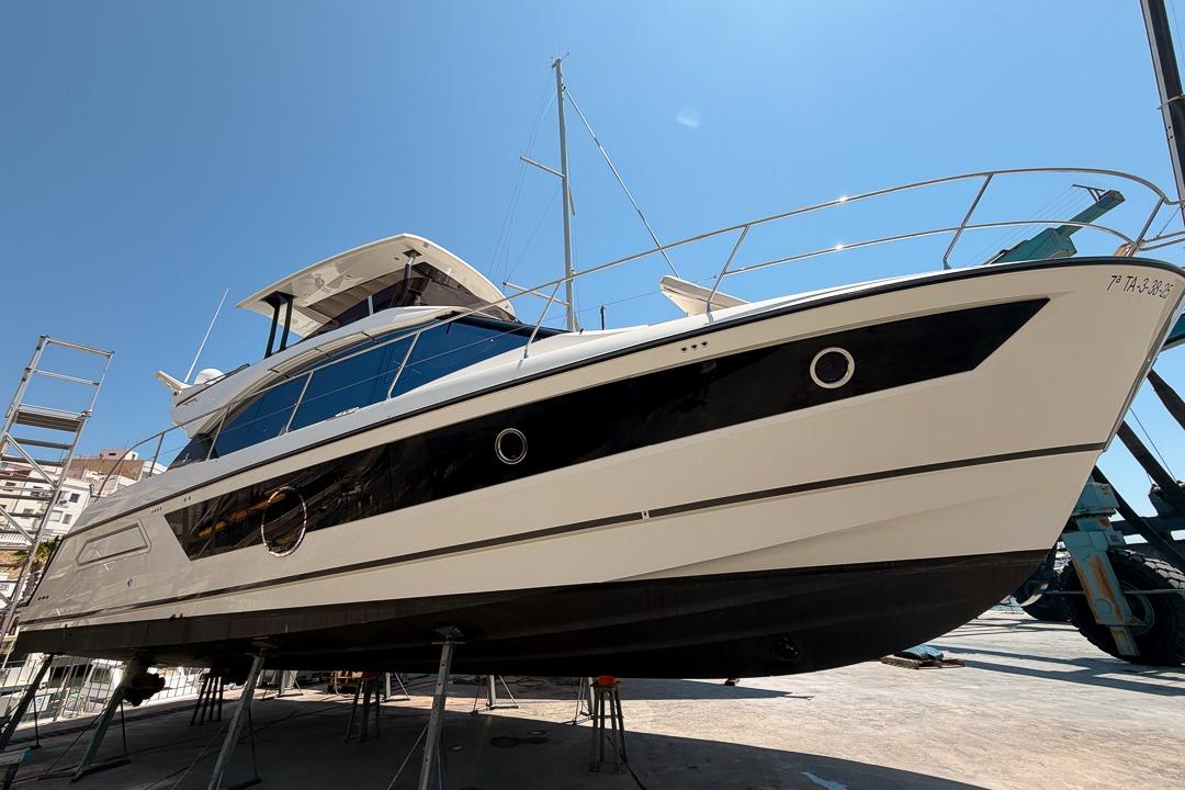 2022 Beneteau Monte Carlo 52