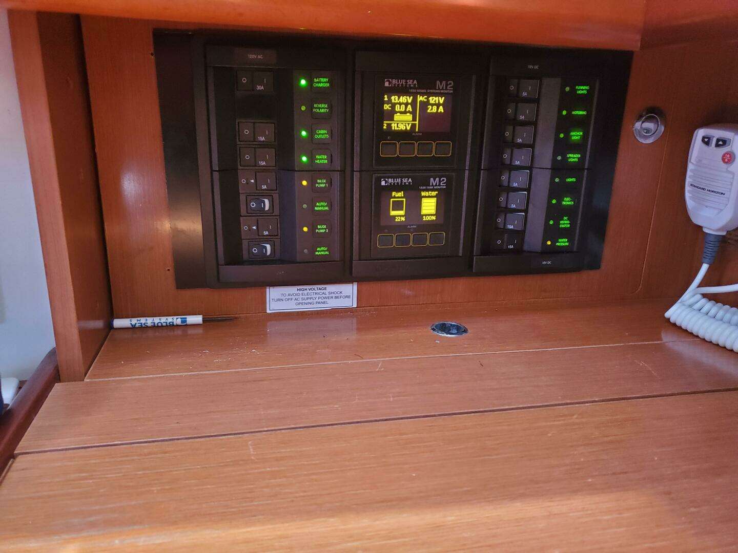 2011 Beneteau Oceanis 34 - Image 6