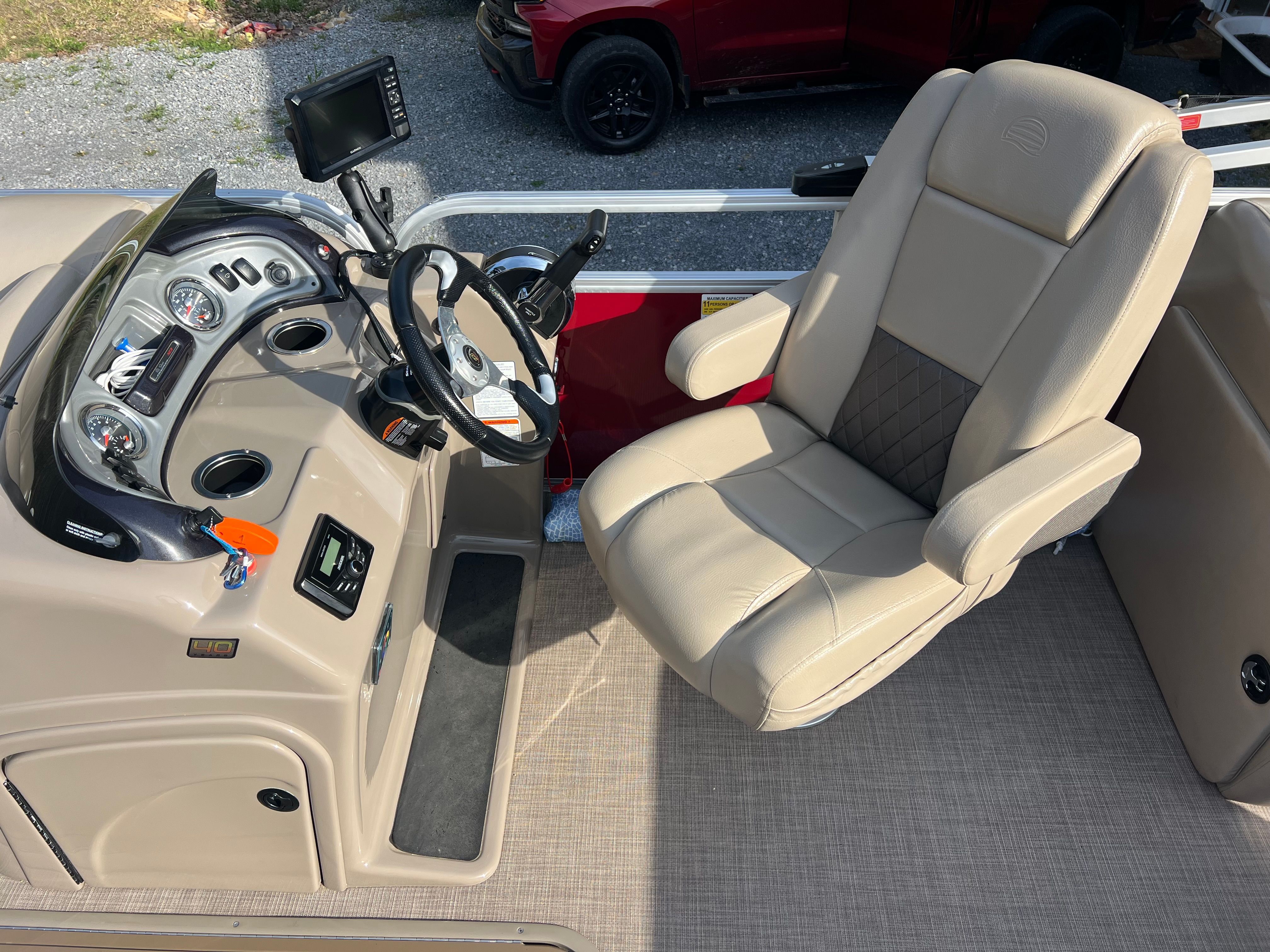 2023 White River SunTrackerPB22RFXP3 - 9
