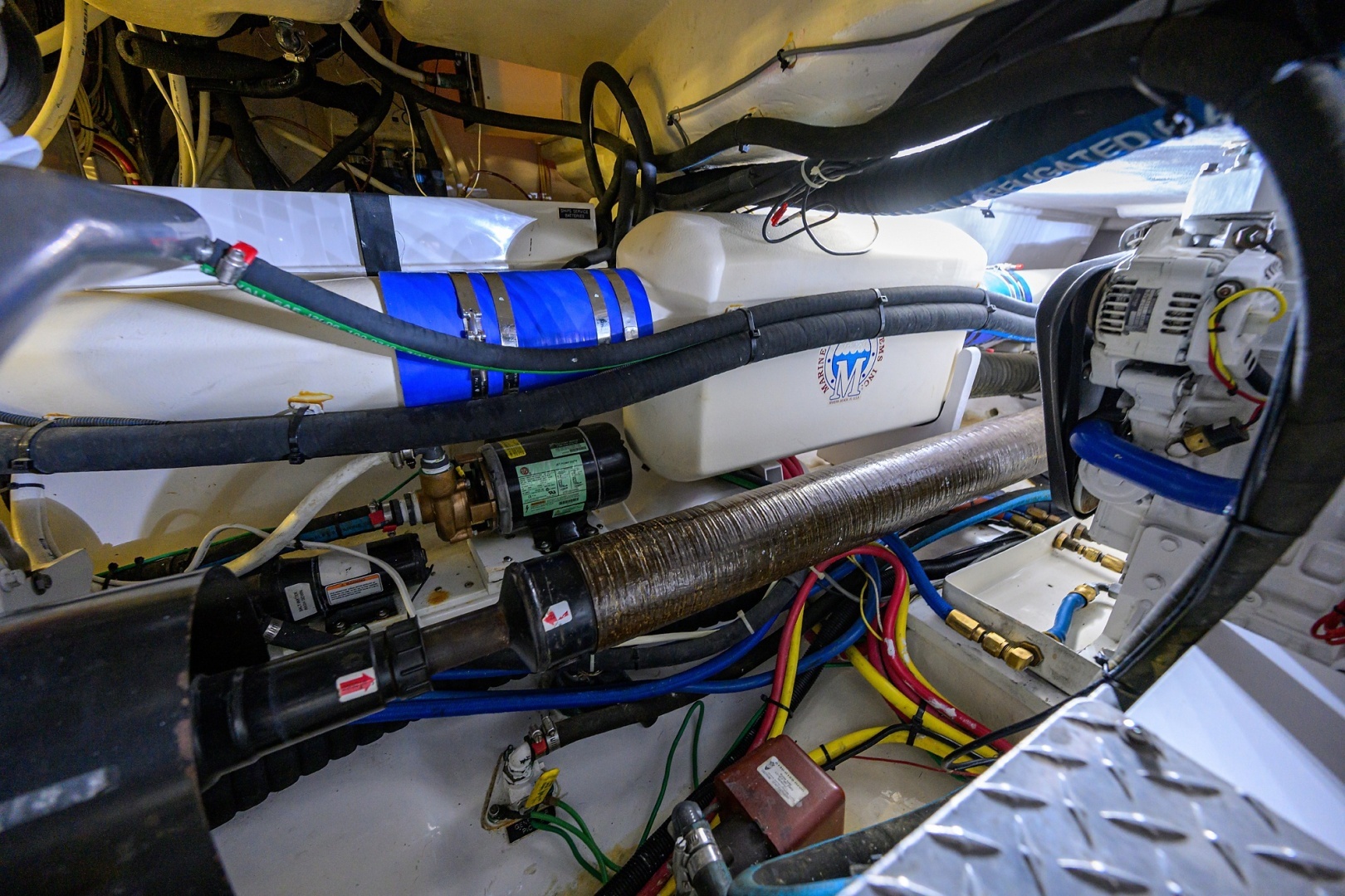 2015 Viking 42 Convertible - Image 48