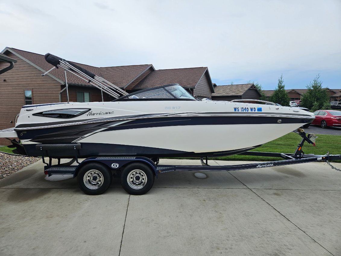 2019 Hurricane Sun Deck 217