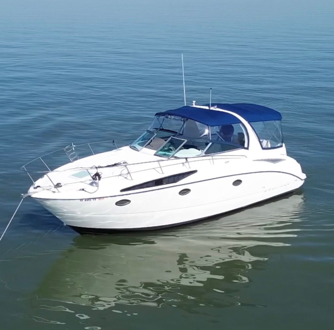 2005 Bayliner 325 - 20
