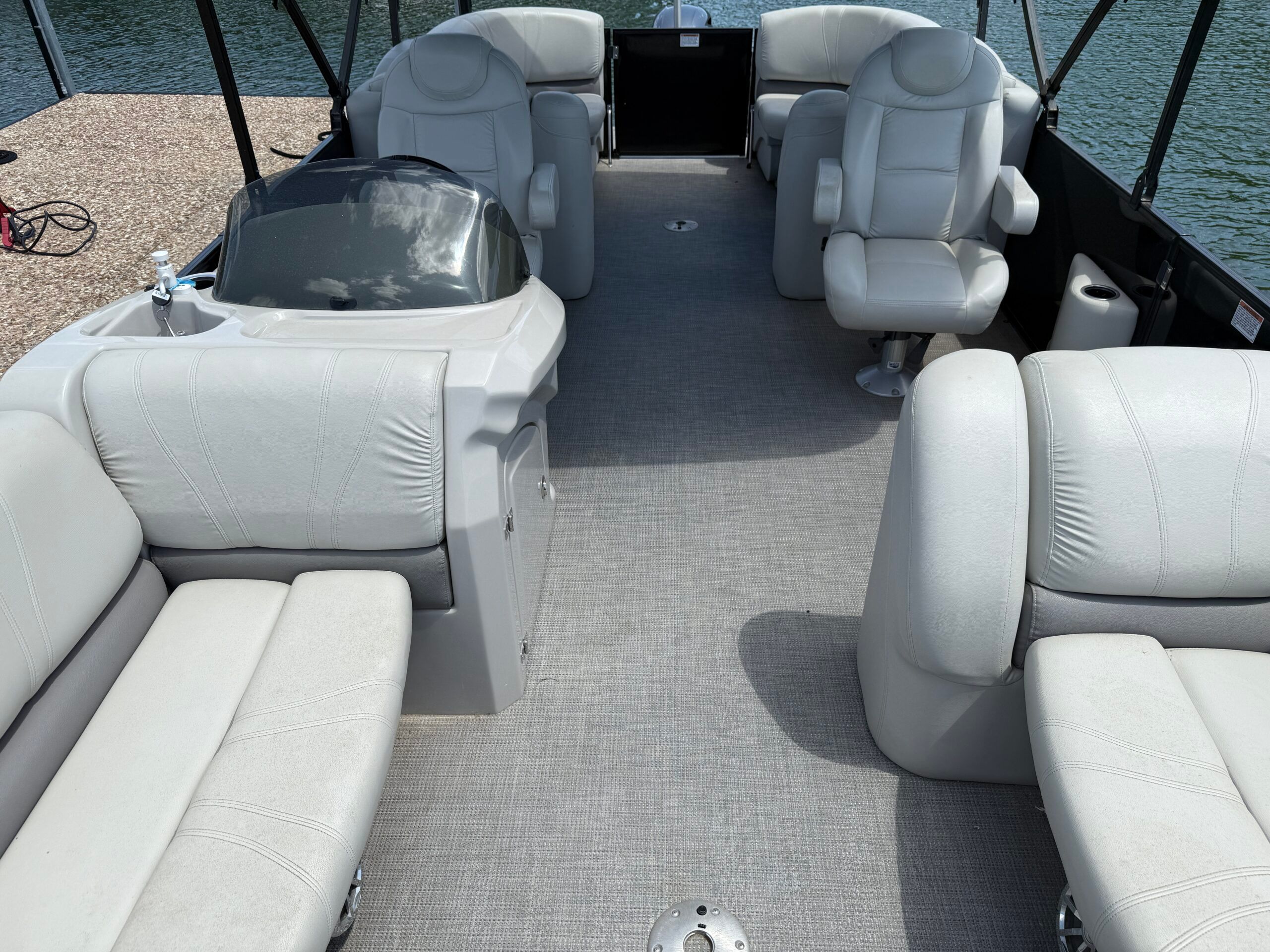 2016 Starcraft SLS 3 - 18