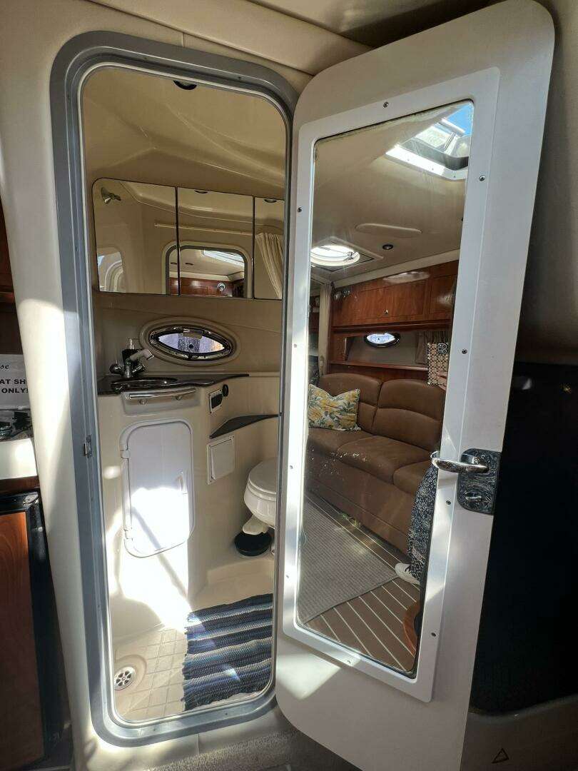 2006 Four Winns 318 Vista - Image 77