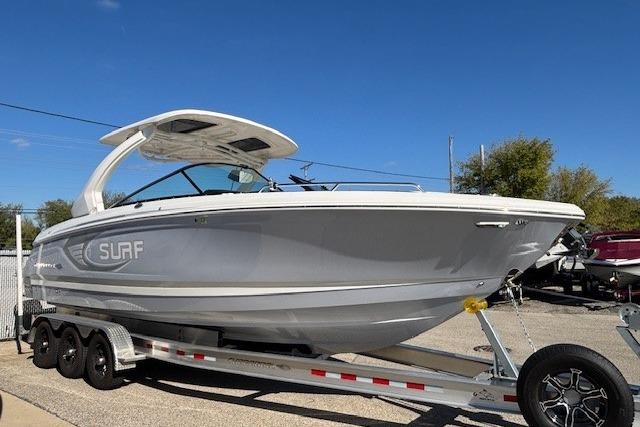 2024 Chaparral 30 Surf