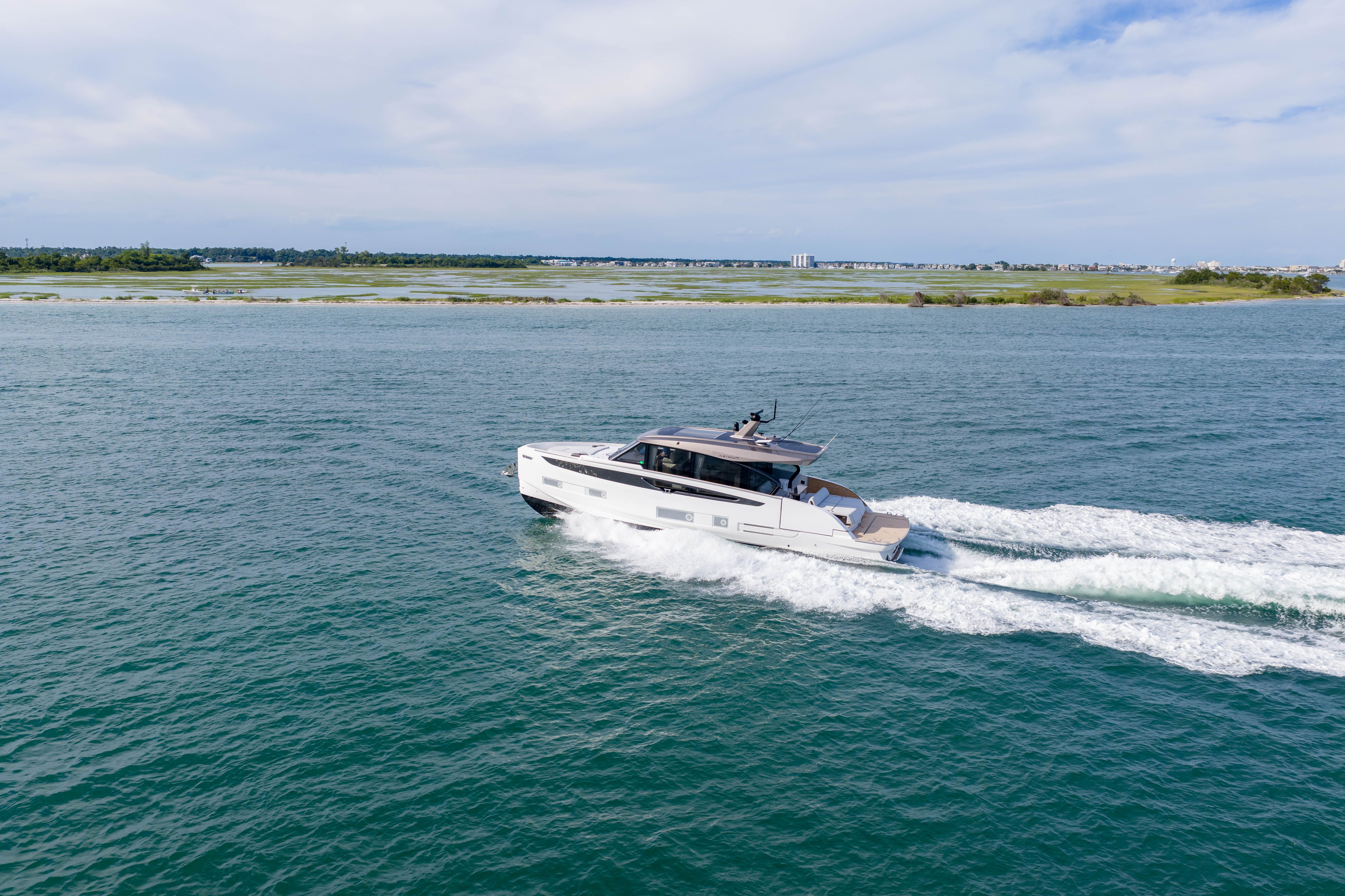 2025 Azimut Seadeck 6 - 5