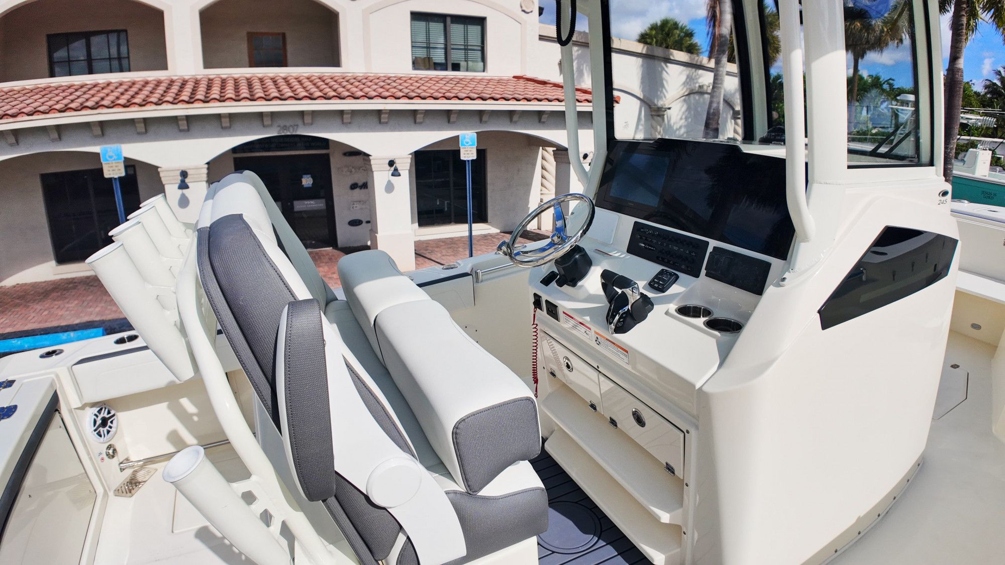 2027 Cobia 245 Center Console - 12