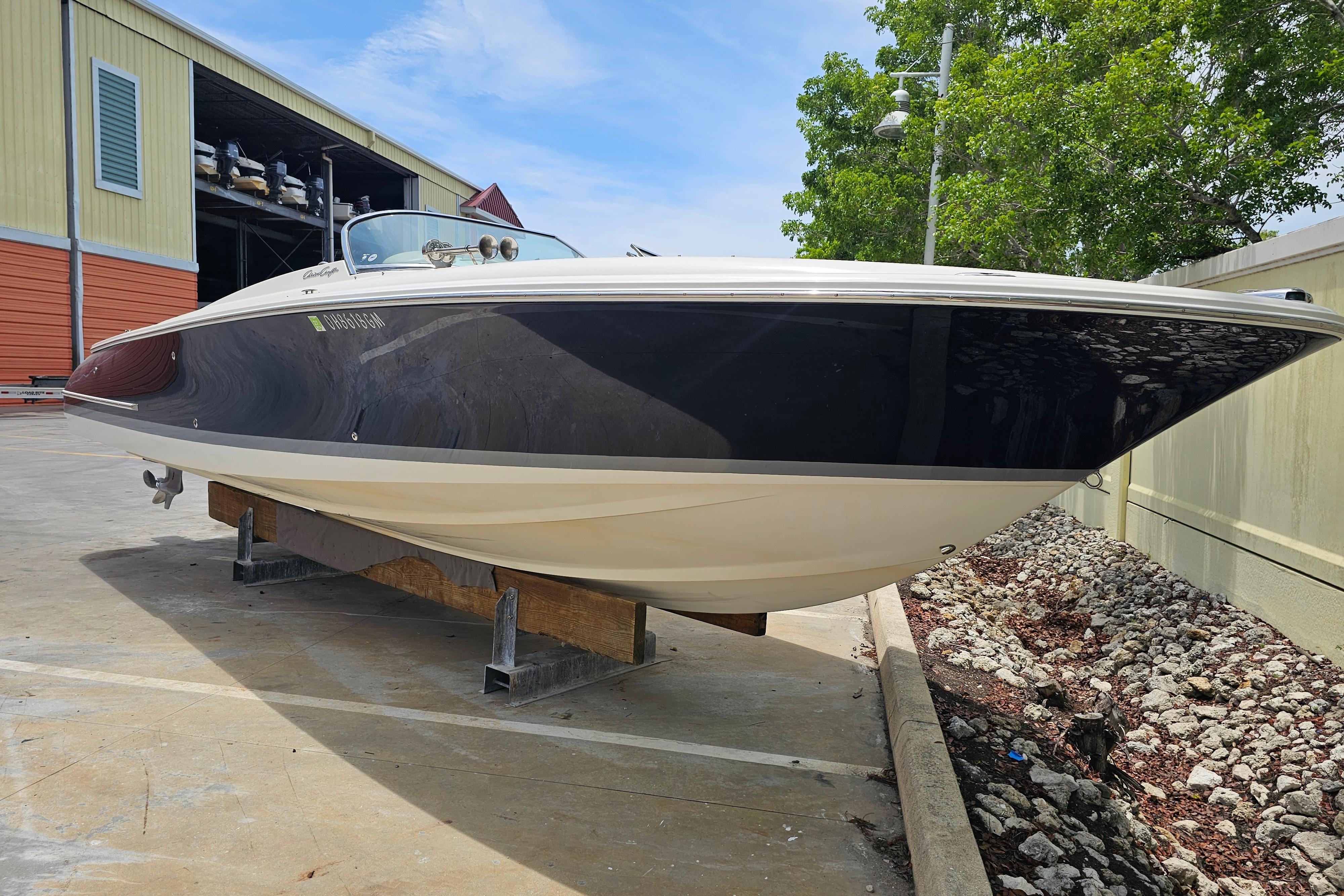 2008 Chris-Craft Launch 28