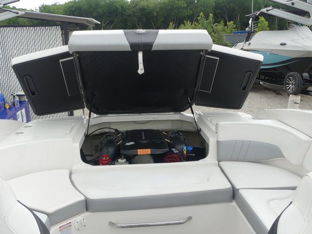 2021 Chaparral 23 Surf - 55