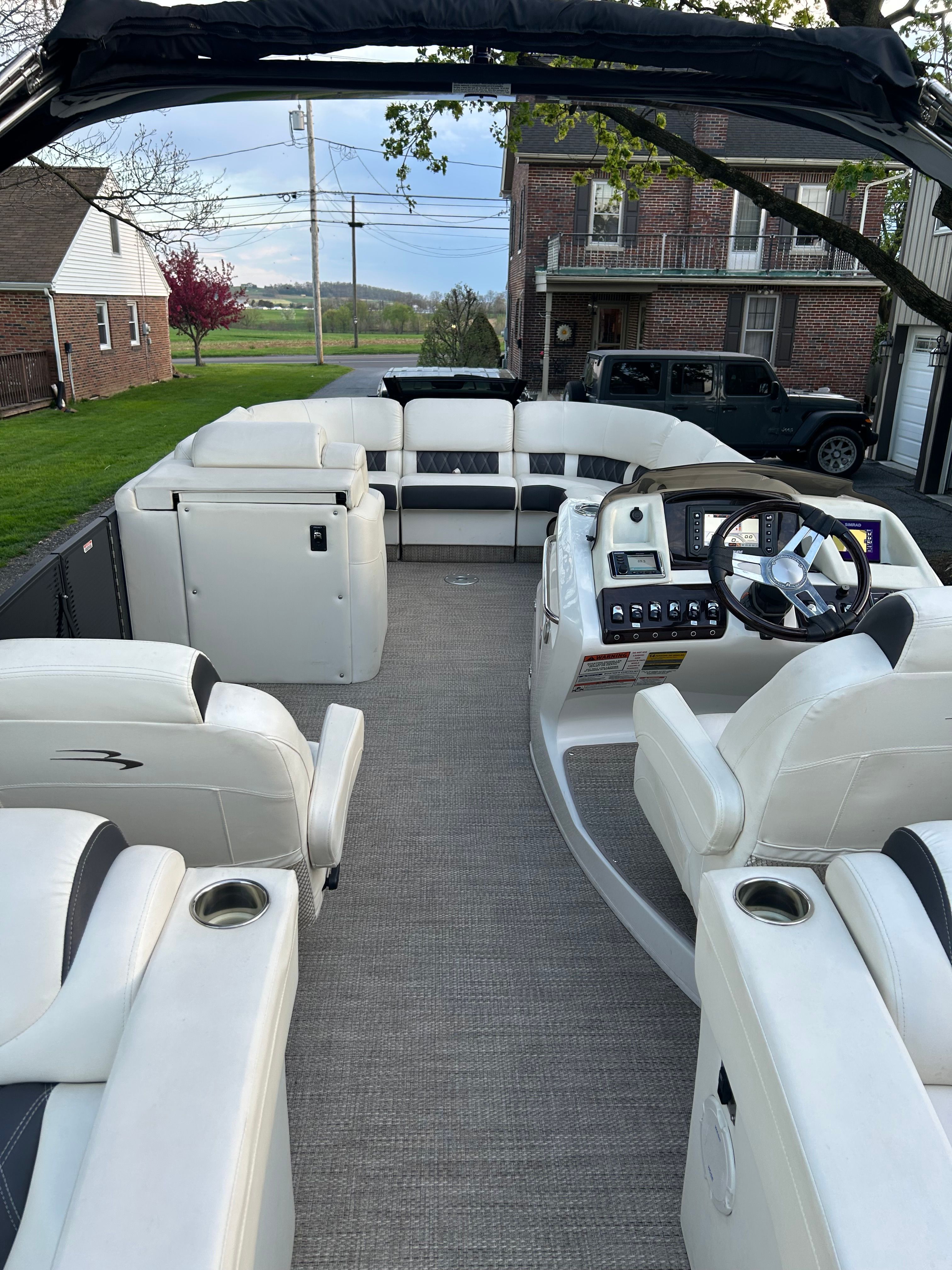 2017 Bennington 25 QX - 45