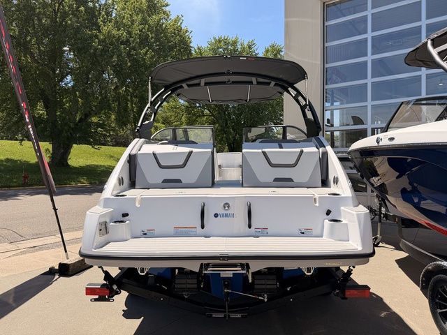 2026 Yamaha Boats AR220 - 3