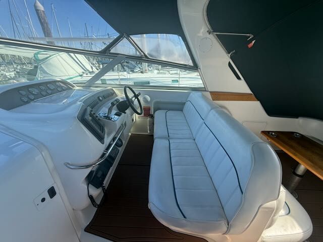 1996 Sea Ray Sundancer 330 - 8
