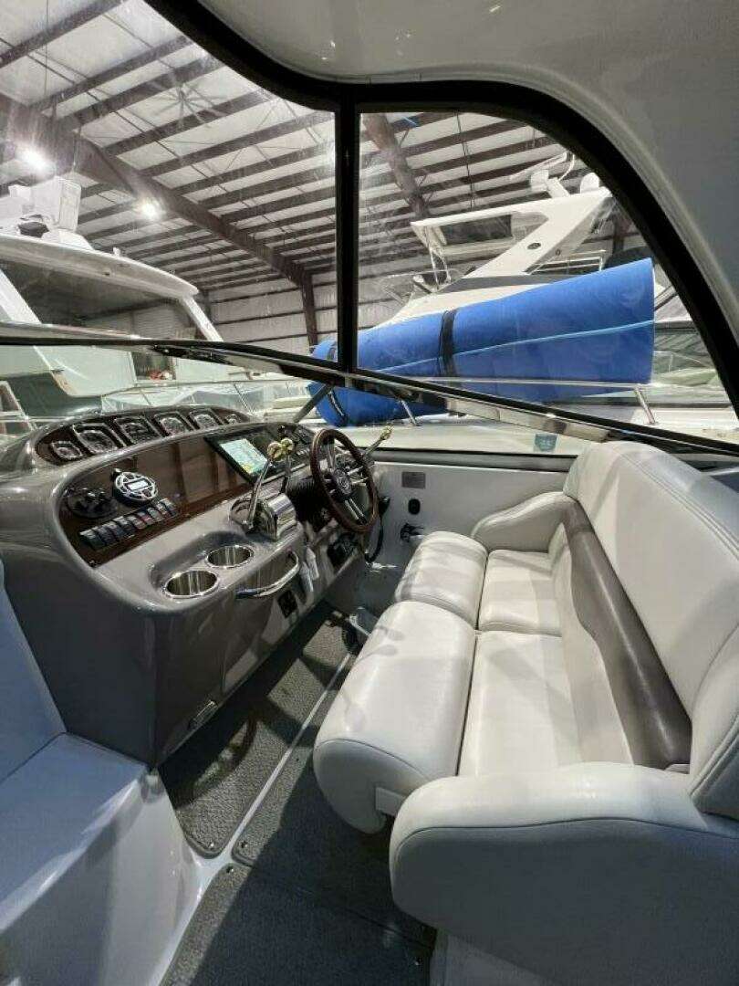 2008 Chaparral 350 Signature - Image 10