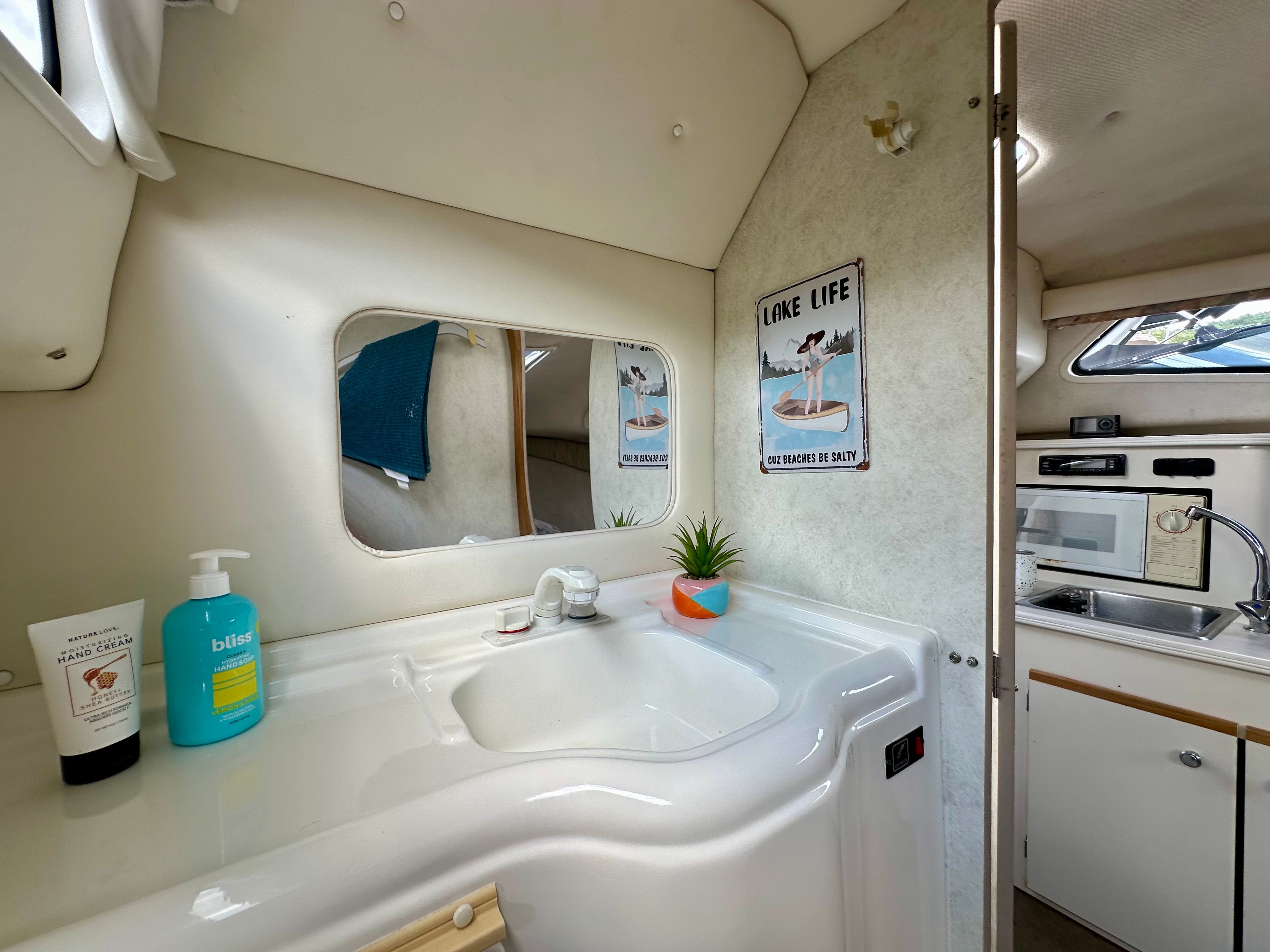 1999 Bayliner Ciera - 26