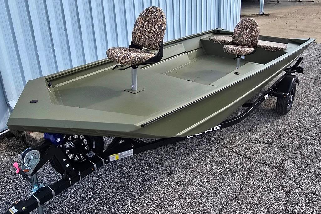 2026 Lowe Roughneck RX1860 Tiller