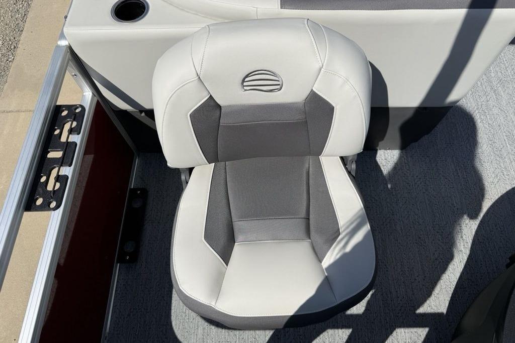 2026 Sun Tracker Bass Buggy 18 DLX boat seat, gray and white upholstery, top view.
