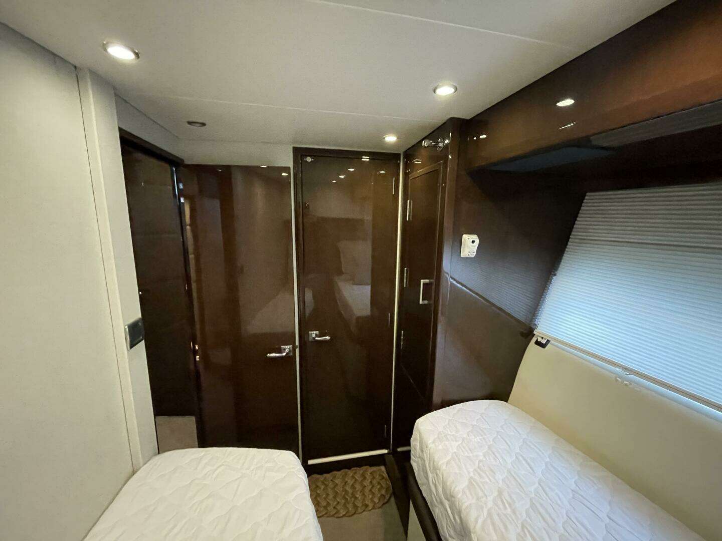 2007 Marquis 55 LS - Image 92