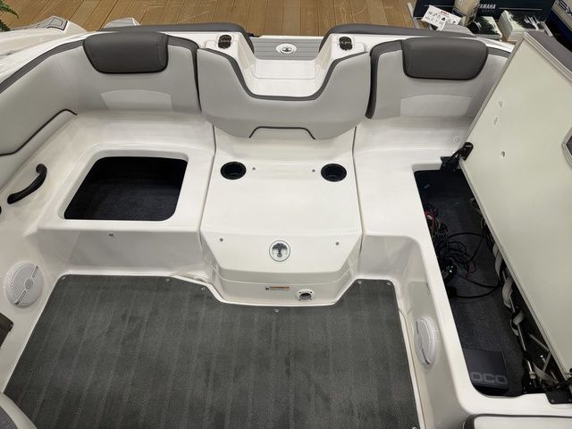 2026 Yamaha Boats AR190 - 7