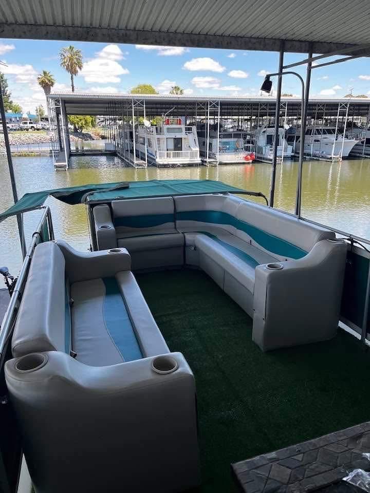 1973 Cruise-A-Home Houseboat - 2