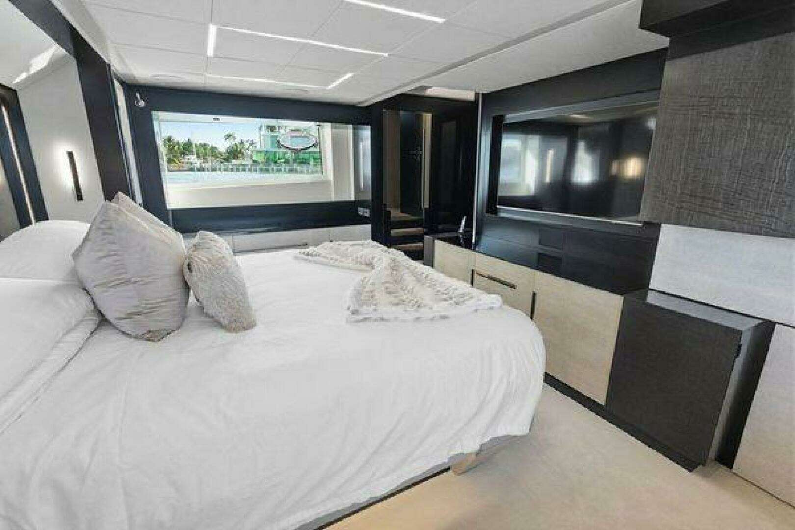 2019 Pershing — - Image 75
