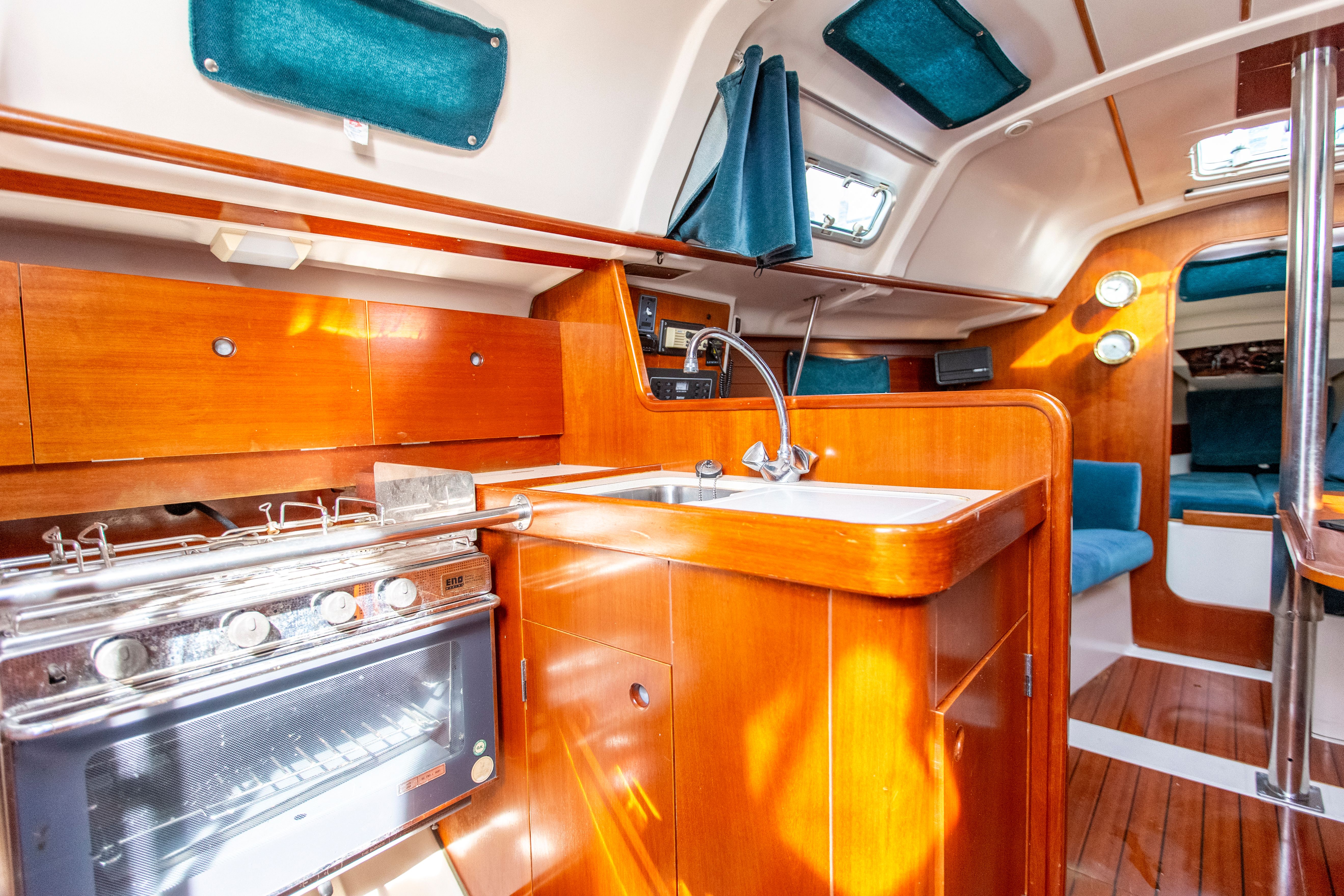 1995 Beneteau Oceanis 321 - 49