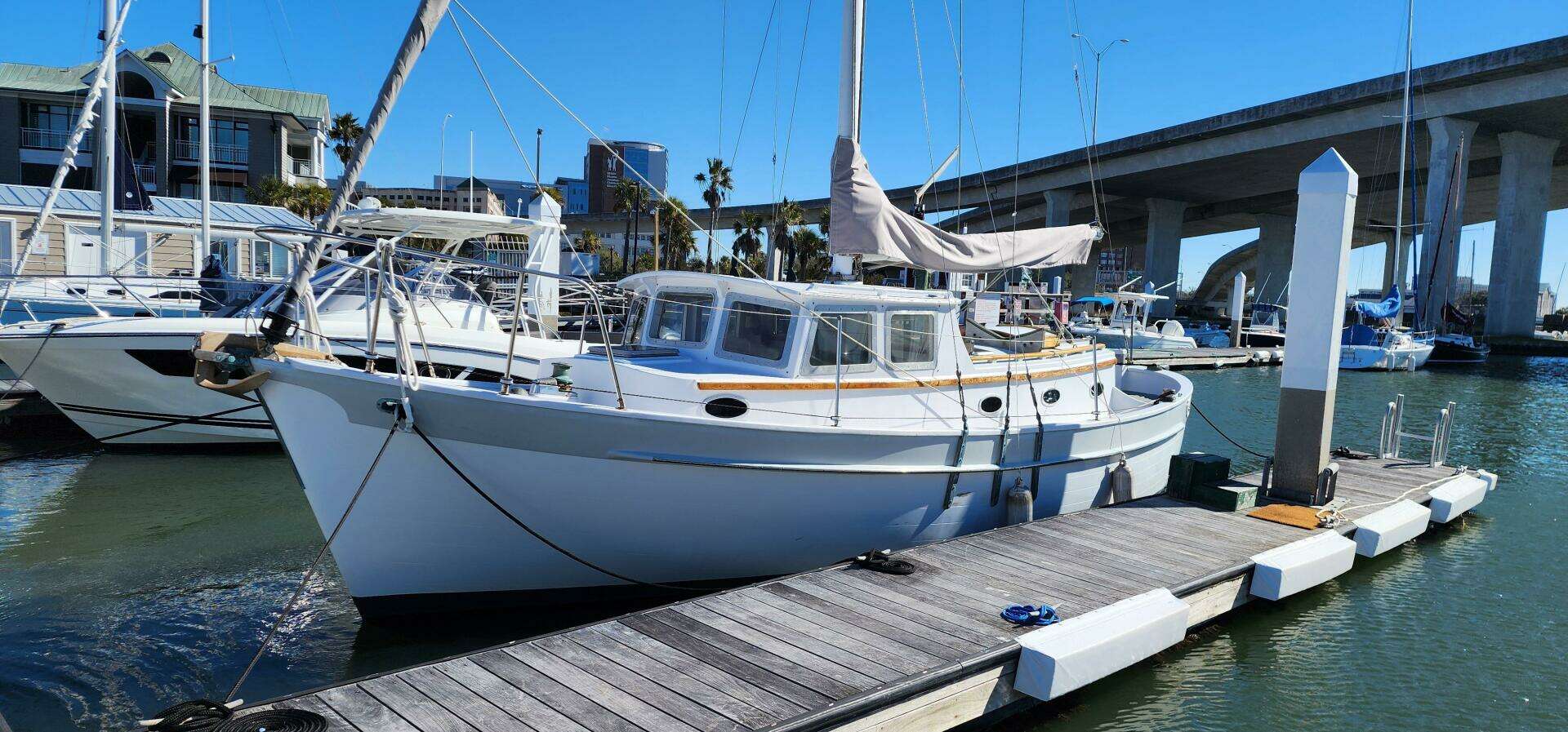 1996 Tillotson-Pearson Motorsailer 32 - Image 2