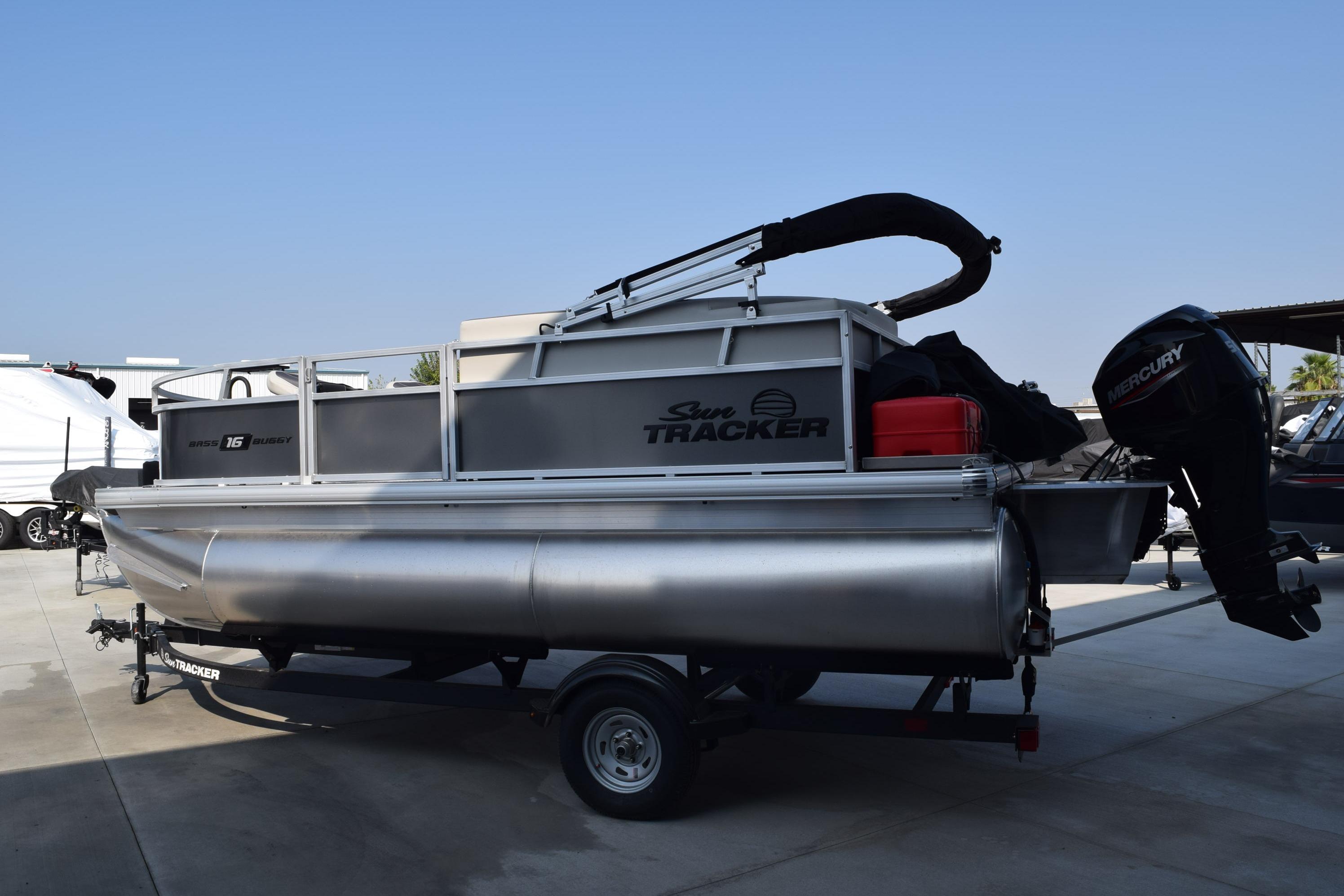 2026 Sun Tracker Bass Buggy 16 XL Select