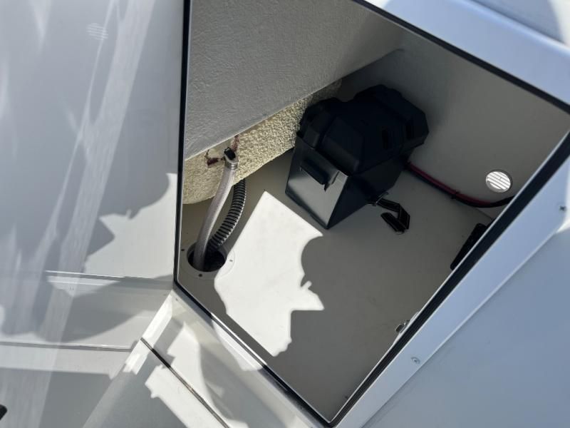 2025 Parker 18SE Center Console - 18