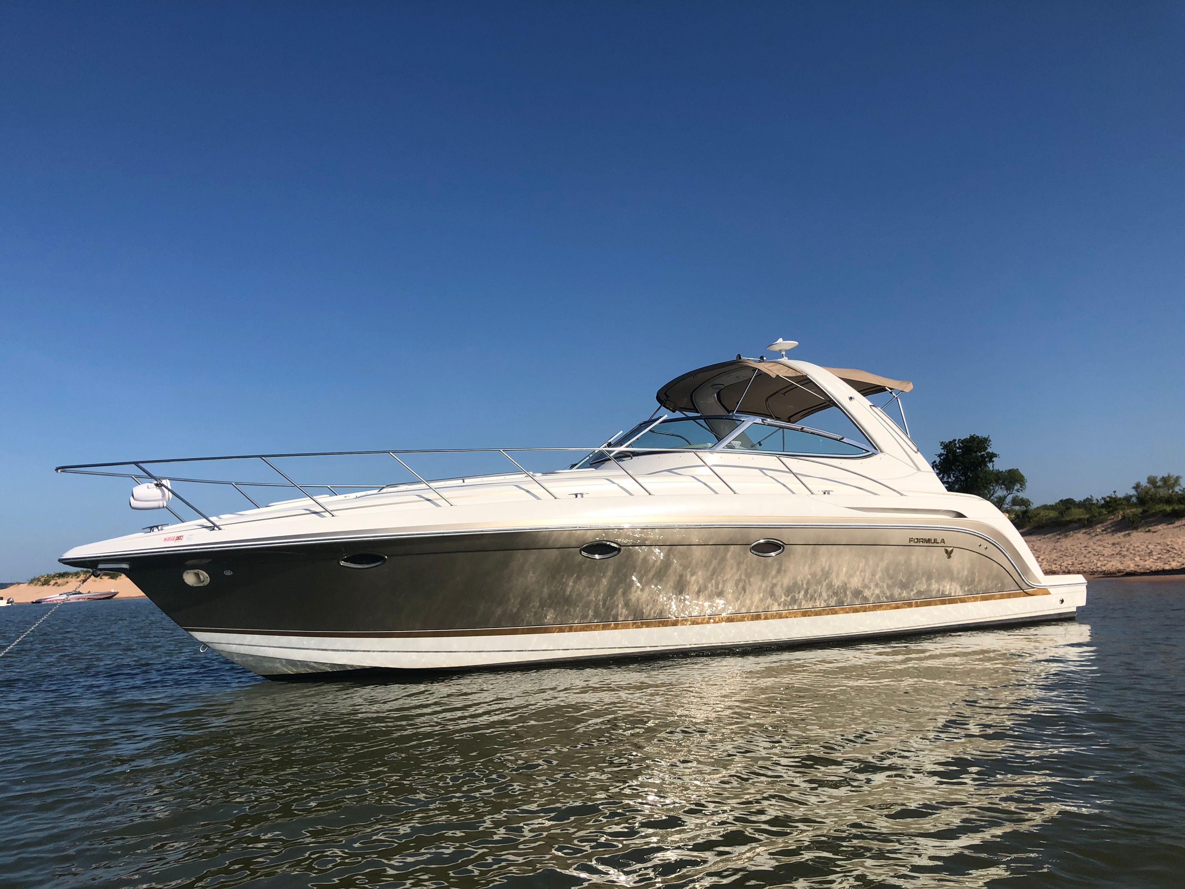 2003 Formula 37 Performance Cruiser