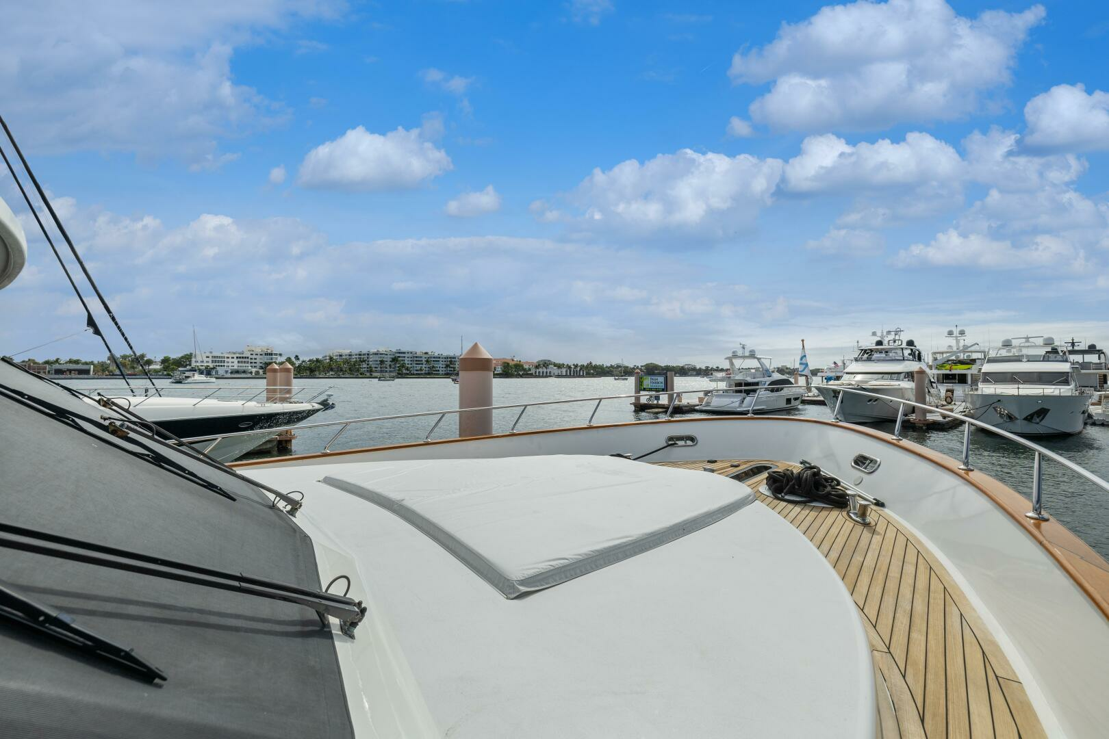 2010 Ocean Alexander 83 - Image 20