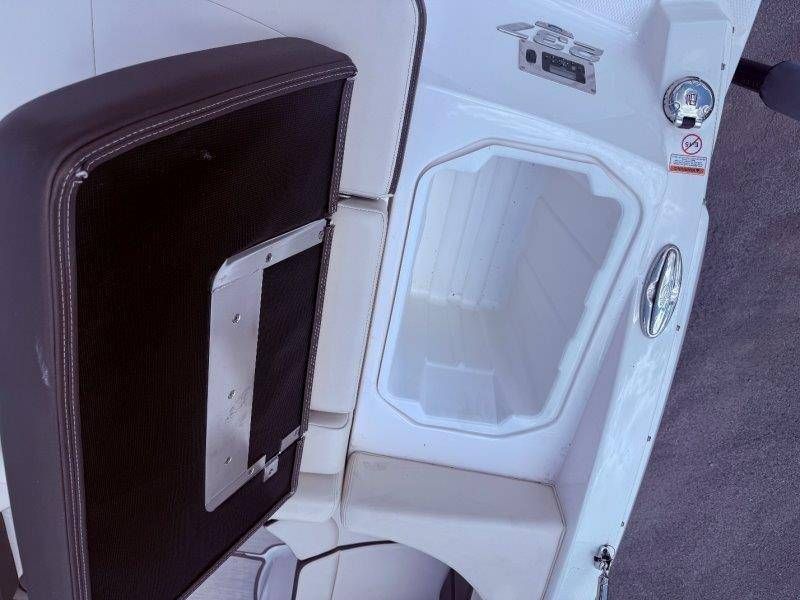 2020 Chaparral 237 SSX - 35