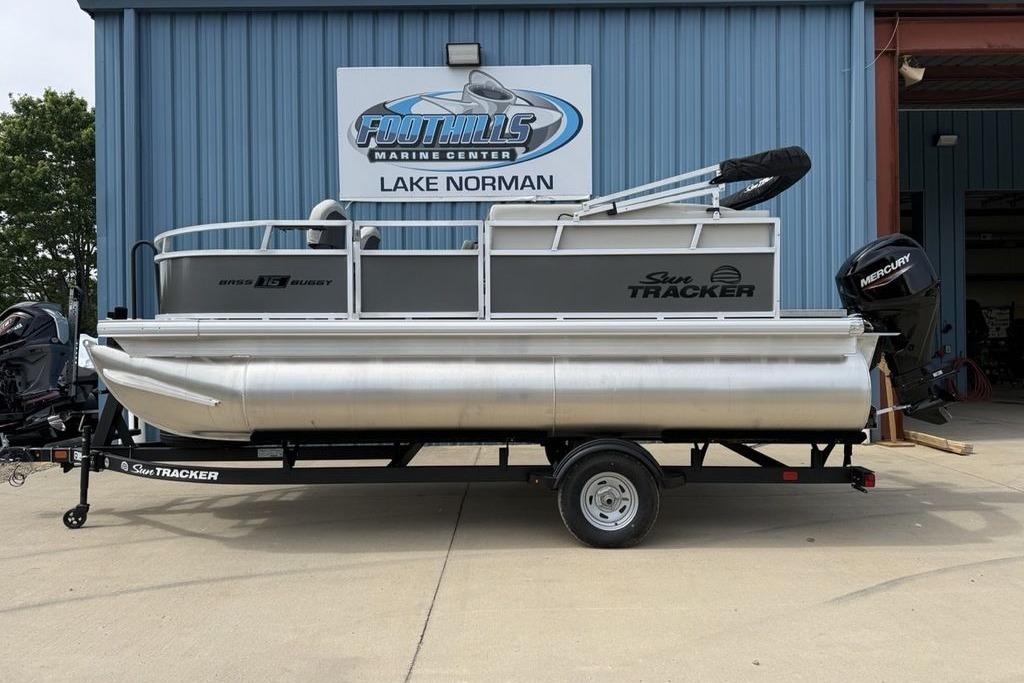 2026 Sun Tracker Bass Buggy 16 XL Select