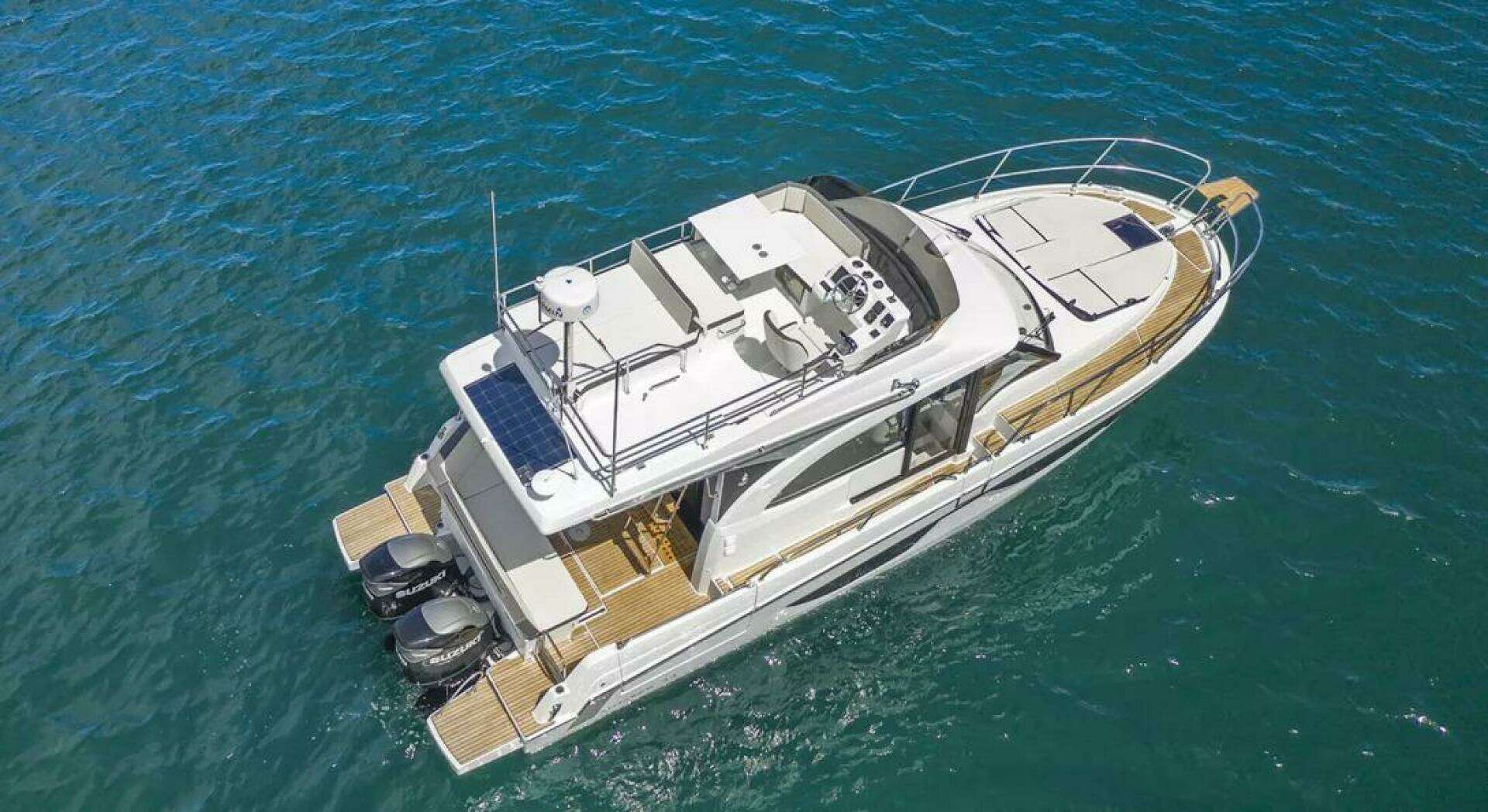 2026 Beneteau Antares 11 Fly - Image 6
