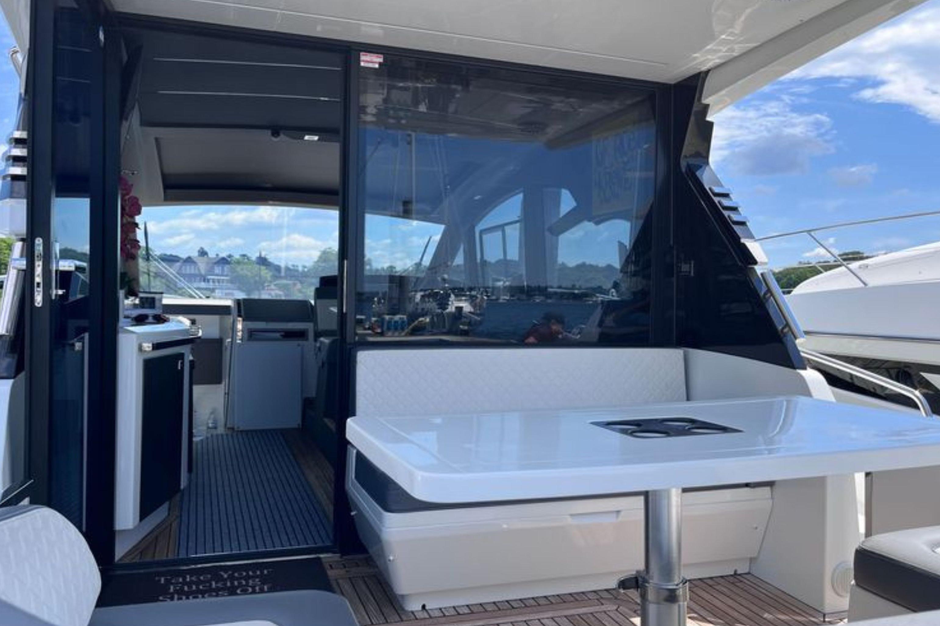 2024 Galeon 425 HTS yacht interior with sleek seating and modern design.