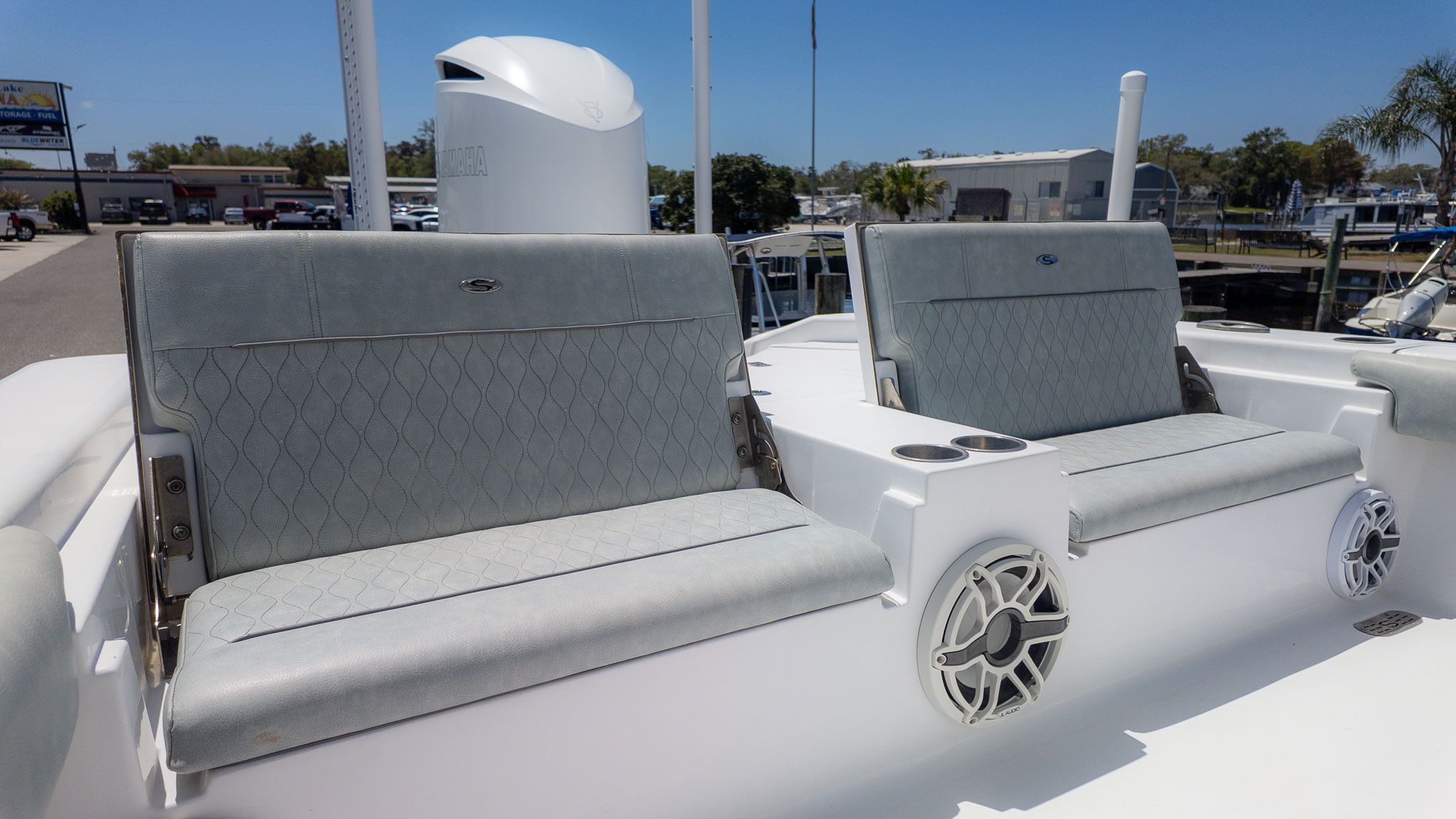 2019 Sportsman Masters 267 Bay Boat - 4