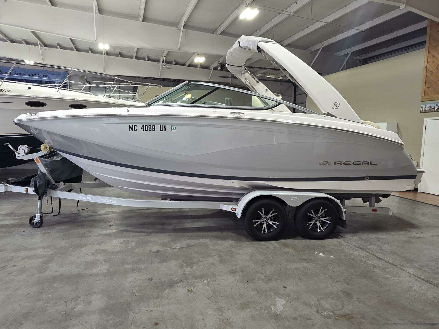 2021 Regal 22 Fasdeck - Image 30