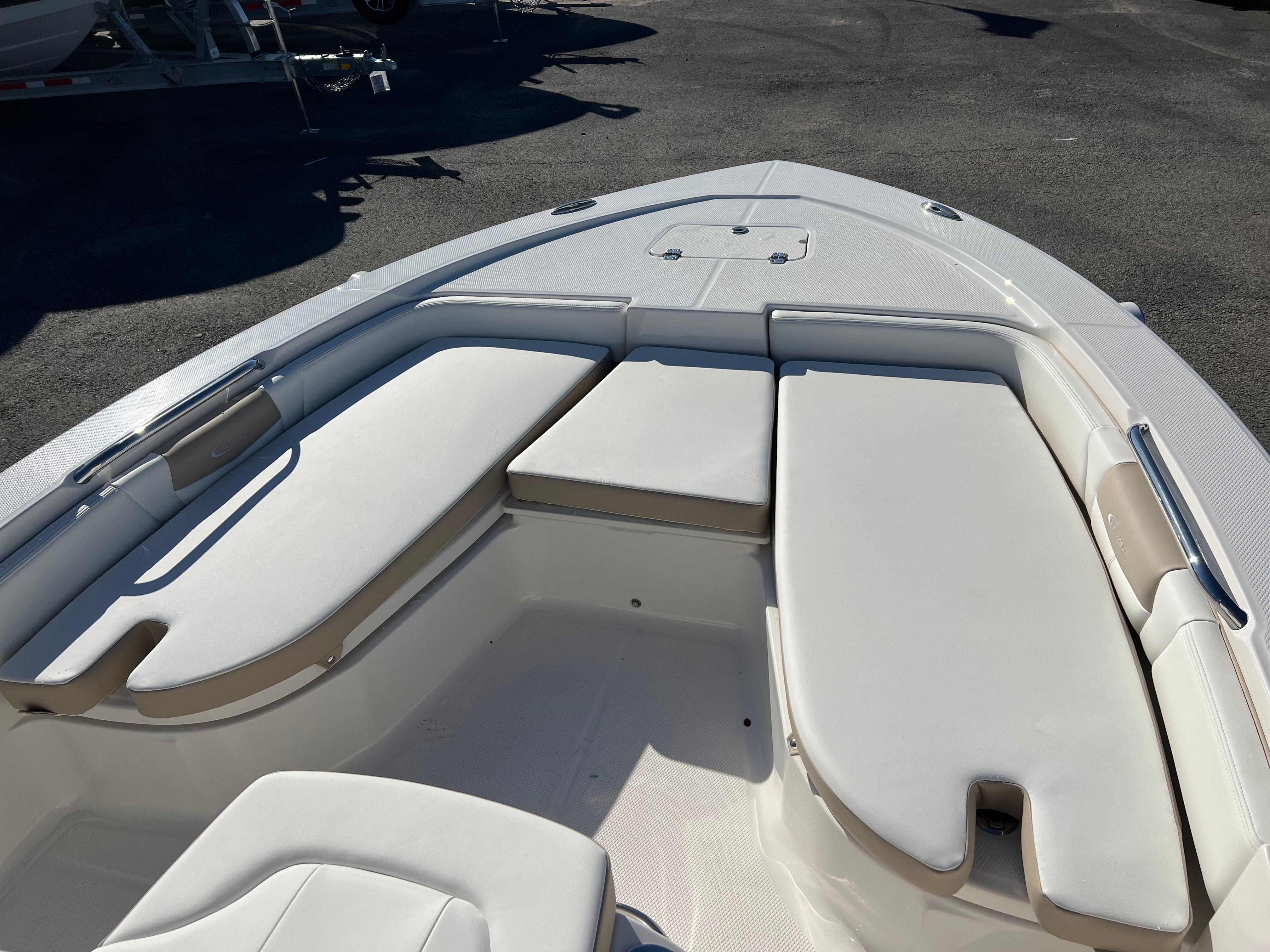 2025 ROBALO 206 CAYMAN STD - Image 15