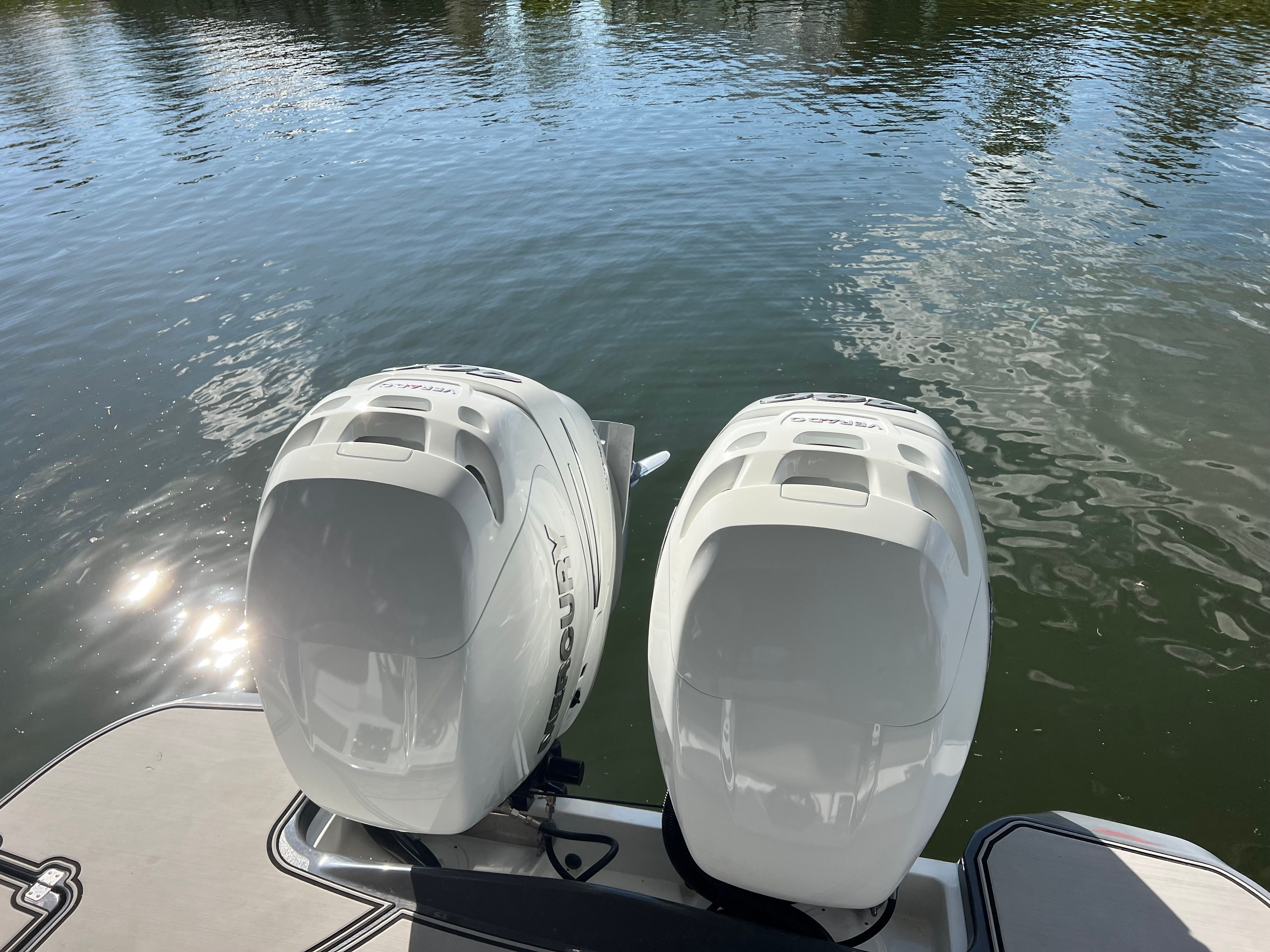 2023 Four Winns H350 - 34