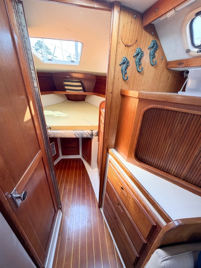 1996 Catalina 36 Mk II - Image 47