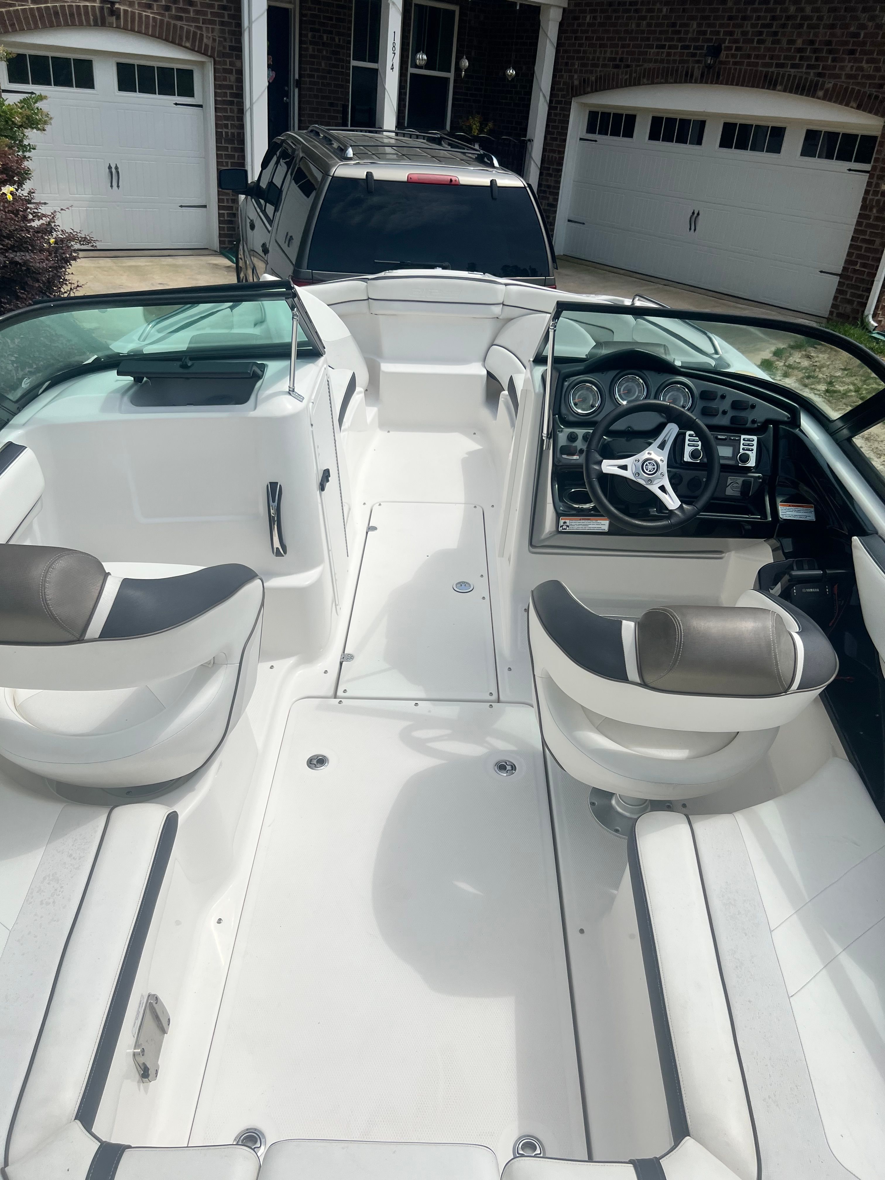 2015 Yamaha Boats 212SS - 7