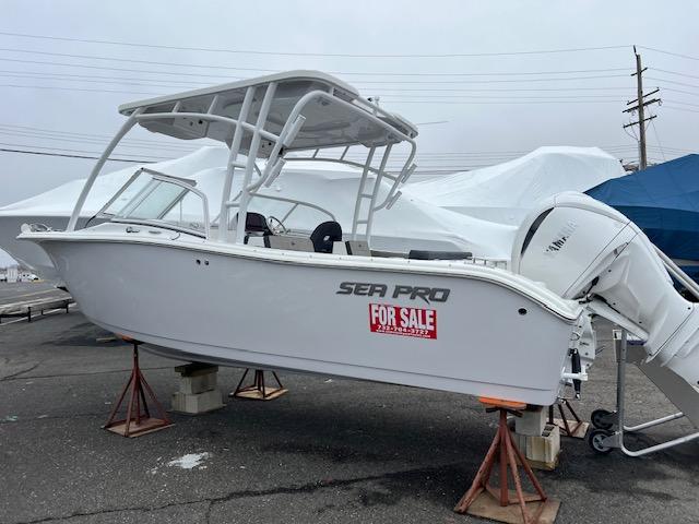 2025 Sea Pro 240 Dual Console