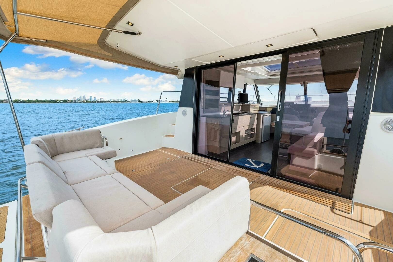 2021 Fountaine Pajot MY4.S - Image 41