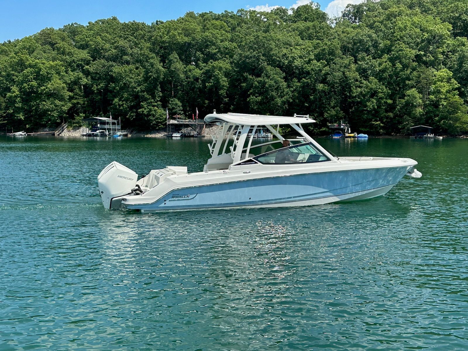 2023 Boston Whaler 280 Vantage